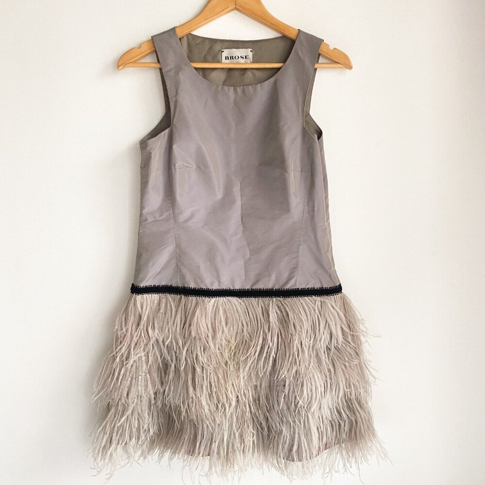 Brose Grey Silk Ostrich Feathers Short Sleeveless Cocktail Dress 6